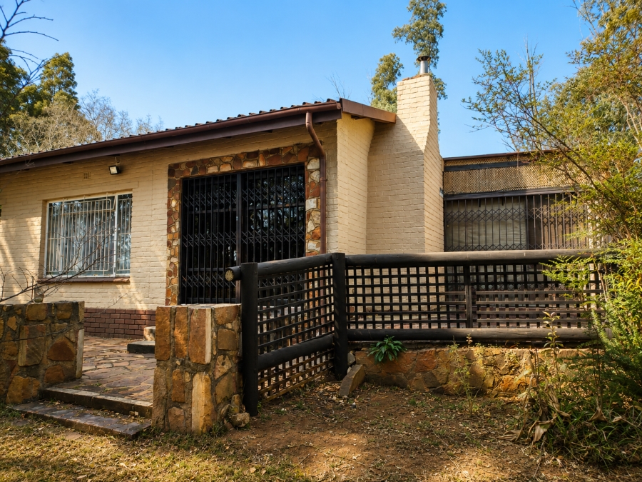 4 Bedroom Property for Sale in Grootfontein North West